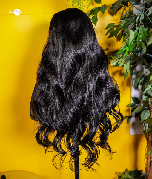 The Avril Wig- 5x5 Closure HD Lace - Body Wave - Lightly Pre-plucked- 180% Density - 100% Human Hair - Invisible HD Lace - Glueless